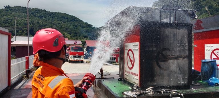 db699cb9-94d4-49f4-9a2b-7b9d069b907a