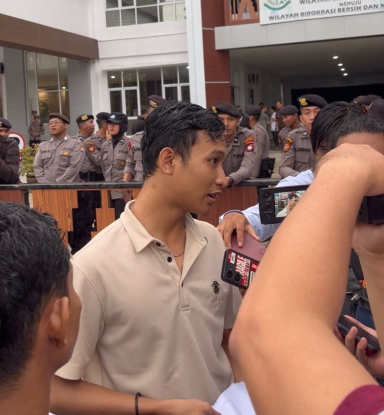 8bed7218-37b6-452a-ad8e-a54e024723e2